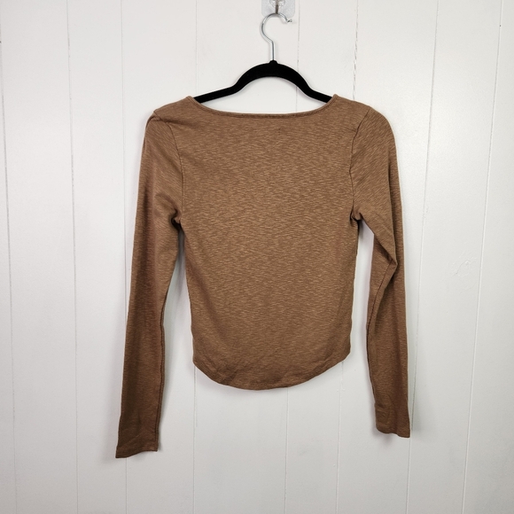 Madewell Long Sleeve Cropped Henley Shirt Brown Womens Size XS Casual Minimalist - Picture 4 of 7